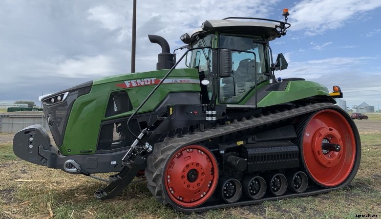 Fendt 1167 Vario MT track tractor in Boone, Iowa